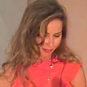 Meet your Posher, Peggie